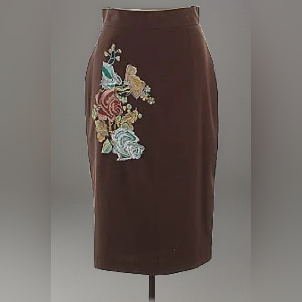 Newport News Brown Embroidered Pencil Skirt Classic Laganlook Neutrals Sz 10